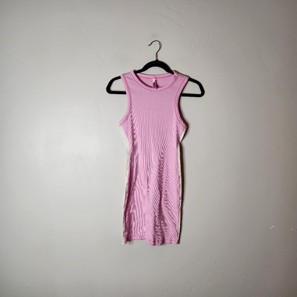 SKIMS Bubblegum & Marble Ribbed Sleeveless Bodycon Mini Tank Dress Size Medium - Picture 2 of 7